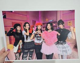 K-pop Poster tamanho A3 ILLIT Pink