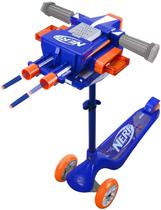 Kick Scooter Nerf para crianças com Dual Barrel Blaster de 40 pés
