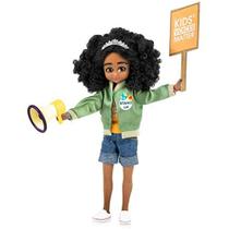 Kid Activist Lottie Doll Bonecas Negras Fofas para Roupas de Meninas e Meninos Boneca em uma missão! para 6 anos de idade e para cima! Boneca Negra Fofa Inspirada na Ativista Infantil da Vida Real, Mari Copeny. Usa