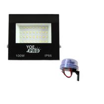 Kit 01 refletor led holofote 100w + 01 relé fotocélula acende a noite e apaga de dia