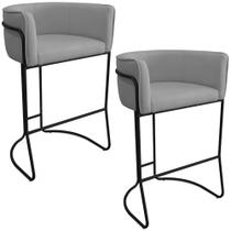 Kit 02 Banquetas Alta com Encosto Betina Base Preto Poliéster Cinza - Nexta Casa Kit 02 Banquetas Alta com Encosto Betina Base Preto Poliéster Cinza - Nexta Casa