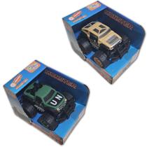 Kit 02 Carrinhos Fricção Monster Trucks Possantes Wellkids