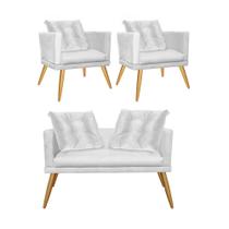 Kit 02 Poltrona e Namoradeira Sofá Lucia Confort Com Almofada Sala Recepção Escritório Consultório Pé Castanho material sintético Branco - KDAcanto Móveis Kit 02 Poltrona e Namoradeira Sofá Lucia Confort Com Almofada Sala Recepção Escritório Consultório Pé Castanho material sintético Branco - KDAcanto Móveis