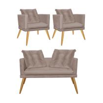 Kit 02 Poltrona e Namoradeira Sofá Milena Confort Com Almofada Sala Recepção Escritório Consultório Pé Caramelo Suede Bege - DAMAFFÊ MÓVEIS Kit 02 Poltrona e Namoradeira Sofá Milena Confort Com Almofada Sala Recepção Escritório Consultório Pé Caramelo Suede Bege - DAMAFFÊ MÓVEIS
