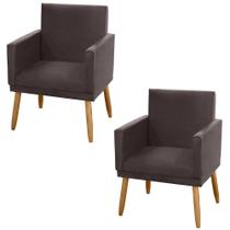 Kit 02 Poltronas Decorativas Lauren Pés Palito Suede Marrom - Desk Design Kit 02 Poltronas Decorativas Lauren Pés Palito Suede Marrom - Desk Design