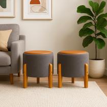 KIT 02 Puff Soft Bouclé Banqueta Assento Elegante com Couro e Pés de Madeira para Sala e Quarto KIT 02 Puff Soft Bouclé Banqueta Assento Elegante com Couro e Pés de Madeira para Sala e Quarto