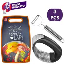 Kit 03 Pç Tábua Corte Decorada Plástico Retangular Colorida E Amassador Alho E Descascador Legumes
