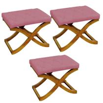 Kit 03 Puff Neo decorativo Pés em Madeira Sala de Estar Recepção Escritório Suede Rosa Bebê - Damaffê Móveis Kit 03 Puff Neo decorativo Pés em Madeira Sala de Estar Recepção Escritório Suede Rosa Bebê - Damaffê Móveis
