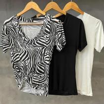 Kit 03 T Shirts Podrinha Zebra Animal Print E Lisa Tendência Kit 03 T Shirts Podrinha Zebra Animal Print E Lisa Tendência