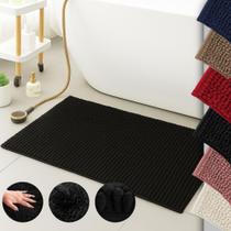 Kit 03 Tapete Antiderrapante para Banheiro 40cm x 60cm Macarrão Bolinha Dedinho Porta de Entrada Sala de Estar Quarto Peludo Bem Vindo - FV Enxovais