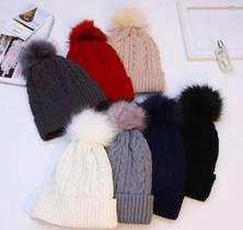 Kit 03 Toucas Inverno Pompom Gorro Forrada Feminino Kit 03 Toucas Inverno Pompom Gorro Forrada Feminino