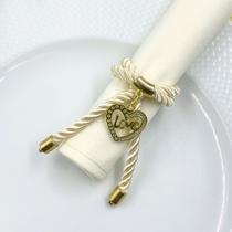 Kit 04 Anel Porta Guardanapo Cordão Com Pingente Love Kit 04 Anel Porta Guardanapo Cordão Com Pingente Love