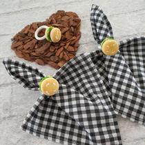 Kit 04 Guardanapos de Tecido Xadrez Preto e 04 Anéis PG Hambúguer