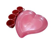 Kit 04 Xícaras Café Acrílico 60ml+ Prato Formato de Coração Kit 04 Xícaras Café Acrílico 60ml+ Prato Formato de Coração