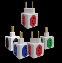 Kit 05 Adaptador de Tomada Cubo Colorido 4 Entradas 10A 20A Kit 05 Adaptador de Tomada Cubo Colorido 4 Entradas 10A 20A