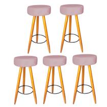 Kit 05 Banqueta Alta Flora Pés Palito em Madeira Caramelo para Bar Bistrô Cozinha Suede Rosê - Damaffê Móveis