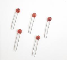 Kit 05 Capacitor Cerâmico 33pf / 0,033nf 20v