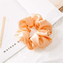 Kit 05 Xuxinha de Cetim Scrunchie Elástico de Cabelo Rabicó Frufru para Prender o Cabelo