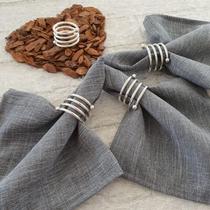 Kit 08 Guardanapos de Tecido Mellange Cinza Chumbo e 08 Anéis PG Espiral Prata Kit 08 Guardanapos de Tecido Mellange Cinza Chumbo e 08 Anéis PG Espiral Prata