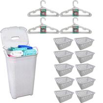 Kit 1 Cesto Basculado + 10 Cestos P + 20 Cabides Infantil Branco Kit 1 Cesto Basculado + 10 Cestos P + 20 Cabides Infantil Branco