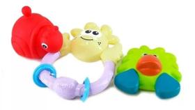 Kit 1 Chocalho Colorido + 2 Bichinhos de Vinil Diferentes Baby & Fun