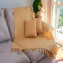 Kit 1 Manta e 2 Capas de Almofada em Tecido Jacquard Falso Liso Dourado