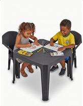 Kit 1 Mesa 2 Poltronas Diamond Kids Empilhável JR Plásticos Resistente Eventos Festas Confortável Kit 1 Mesa 2 Poltronas Diamond Kids Empilhável JR Plásticos Resistente Eventos Festas Confortável