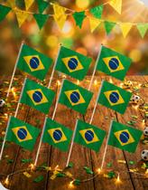 Kit 10 Bandeirinhas Brasil 30cm Copa do Mundo Bandeira de Mão Torcida Kit 10 Bandeirinhas Brasil 30cm Copa do Mundo Bandeira de Mão Torcida
