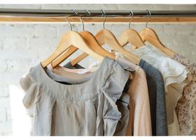 Kit 10 Cabide de Madeira Marfim Sem Barra Prime Forest IKAZA