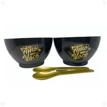 Kit 10 Cumbucas Amo Amar Você 800ml + 10 Colheres Sobremesa Kit 10 Cumbucas Amo Amar Você 800ml + 10 Colheres Sobremesa