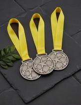 Kit 10 Medalhas Para Futebol Campeão 55mm Com Fita Dourada Kit 10 Medalhas Para Futebol Campeão 55mm Com Fita Dourada