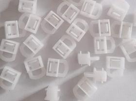 KIT 100 Deslizantes Click Max para Cortinas de Trilho Suíço Max