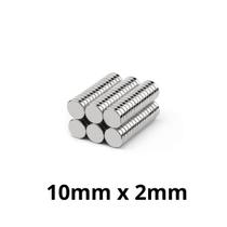 Kit 100 Imã Neodímio Disco Magnético N35 10x2 mm Super Forte Potente Redondo Kit 100 Imã Neodímio Disco Magnético N35 10x2 mm Super Forte Potente Redondo
