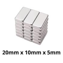 Kit 100 Peças Imã Neodímio Disco Magnético N35 20 x 10 x 5 mm Super Forte Potente