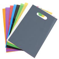 Kit 100 Un Sacolas Plásticas Boca Palhaço 20x30 Alça Vazada Kit 100 Un Sacolas Plásticas Boca Palhaço 20x30 Alça Vazada