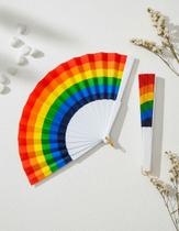 Kit 12 Leques Arco-Íris LGBTQIA+ Dobráveis Acessório Carnaval, Paradas Pride, Festas e Eventos