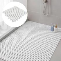 Kit 12 Tapetes Modulares Antiderrapantes para Banheiro e Box PVC Flexível Sistema Click Encaixe Perfeito 30x30cm Branco Cinza Kit 12 Tapetes Modulares Antiderrapantes para Banheiro e Box PVC Flexível Sistema Click Encaixe Perfeito 30x30cm Branco Cinza