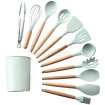 Kit 12 Utensílios de Cozinha Peças de Silicone e Cabo de Madeira Madeira Resistentes - Verde