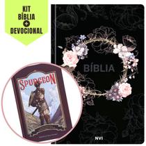 Kit 2: 1 Bíblia Sagrada Capa Dura Flores Preta da Varoa Versão NVI Pão Diário + 1 Devocional Por Dayse Fontoura Para Adolescentes e Jovens