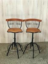 Kit 2 Banquetas Bistros Reguláveis Ferro e Madeira 80cm - Minas Artesanato Kit 2 Banquetas Bistros Reguláveis Ferro e Madeira 80cm - Minas Artesanato
