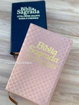 KIT 2 BIBLIAS preta e rosa xadrez - Letras Gigantes Evangélica Com Harpa E Corinhos Indice KIT 2 BIBLIAS preta e rosa xadrez - Letras Gigantes Evangélica Com Harpa E Corinhos Indice
