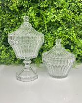 Kit 2 Bombonier de Cristal Renaissance (11,5x20cm c/ pé e 11,5x13cm s/ pé) Kit 2 Bombonier de Cristal Renaissance (11,5x20cm c/ pé e 11,5x13cm s/ pé)