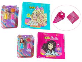 Kit 2 Bonecas Patty, Lenço Rosa+ 2 caixas c/ 100 un Chiclete