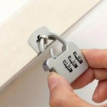 Kit 2 Cadeados Bloqueio Por Senha 3 Digitos Coloridos Armários Mochilas Kit 2 Cadeados Bloqueio Por Senha 3 Digitos Coloridos Armários Mochilas