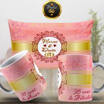 Kit 2 Canecas e 1 Uma Almofada 20x30 Bodas de Coral 35 anos - Personalizada Innovari