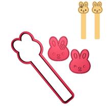 Kit 2 Cortadores Páscoa Stick Casal Coelhinhos Fofura