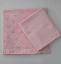 Kit 2 Cueiros Bebê Flanelado Estampado e Liso Menina Rosa 80x70 cm Kit 2 Cueiros Bebê Flanelado Estampado e Liso Menina Rosa 80x70 cm