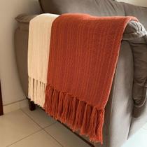 Kit 2 De Manta Para Sofá Terracota E Cru Luxo 1,20m X 1,80m 100% Algodão Tear Mineiro Kit 2 De Manta Para Sofá Terracota E Cru Luxo 1,20m X 1,80m 100% Algodão Tear Mineiro