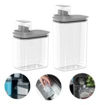 Kit 2 Dispenser Porta Sabão Líquido Multiuso Com Bico e Tampa Dosadora 1,5L E 2,3L Lavanderia - Amaciante Alvejante Flow Kit 2 Dispenser Porta Sabão Líquido Multiuso Com Bico e Tampa Dosadora 1,5L E 2,3L Lavanderia - Amaciante Alvejante Flow