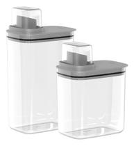 Kit 2 Dispenser Porta Sabão Líquido Multiuso Com Bico e Tampa Dosadora 1,5L E 2,3L Lavanderia - Amaciante Alvejante Flow Kit 2 Dispenser Porta Sabão Líquido Multiuso Com Bico e Tampa Dosadora 1,5L E 2,3L Lavanderia - Amaciante Alvejante Flow